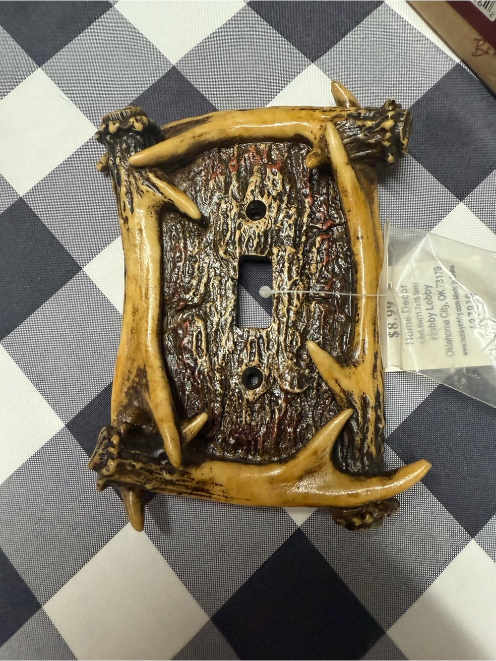 Antler Accent Single Toggle Light Switch Cover in Brown and Tan